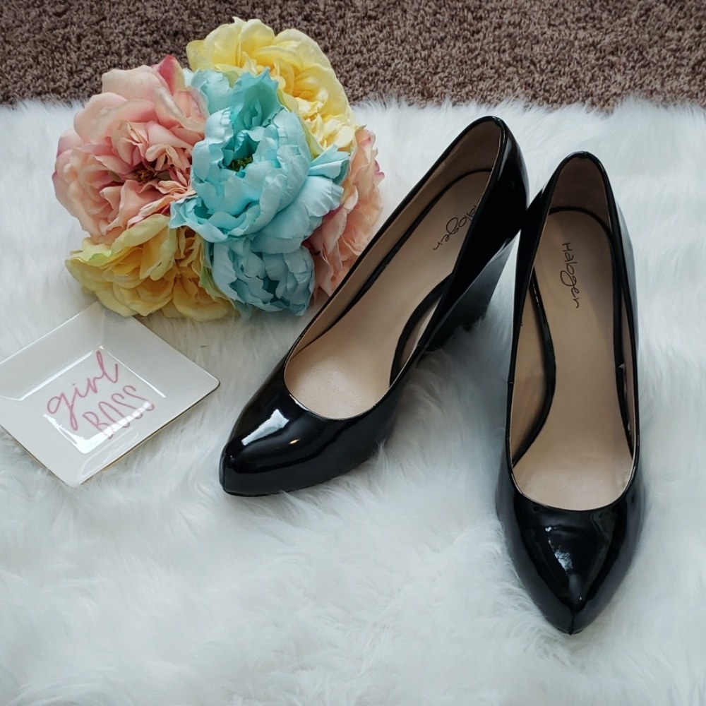 Halogen Wedge Black Shoes